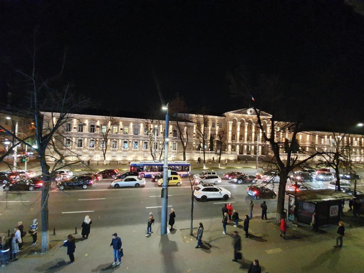 Grand Ultracentral Apartments Stefan Cel Mare In The Heart Of Chisináu Exterior foto